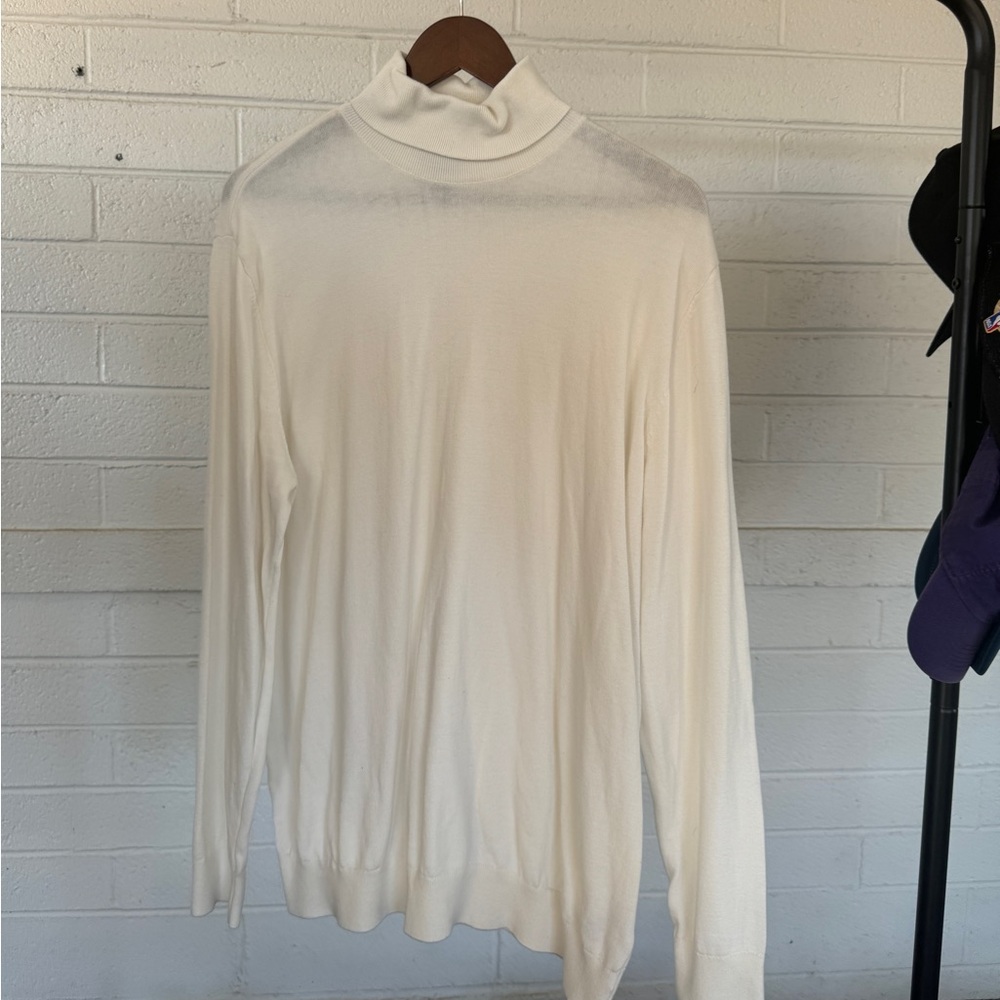 Men’s slim fit turtleneck
